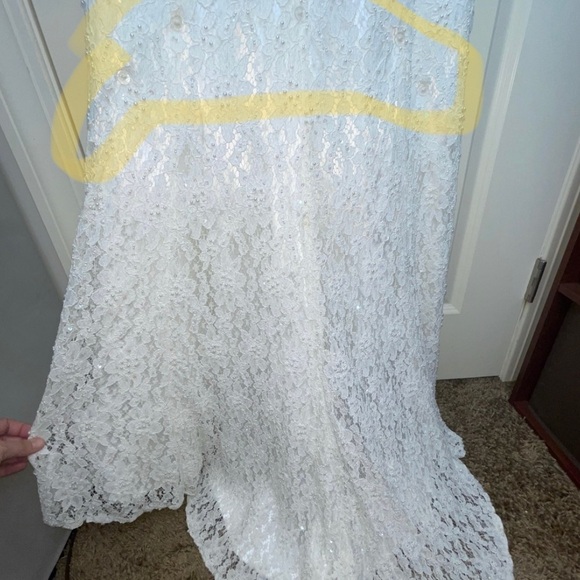 David’s Bridal Galina S8551 Allover Beaded Lace Sheath Empire Waist Strapeless - Picture 14 of 17